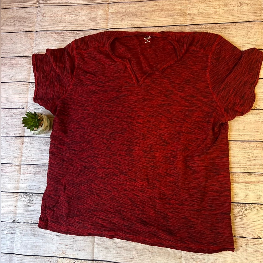 INC INTERNATIONAL CONCEPTS men’s size extra-large V-neck T-shirt
